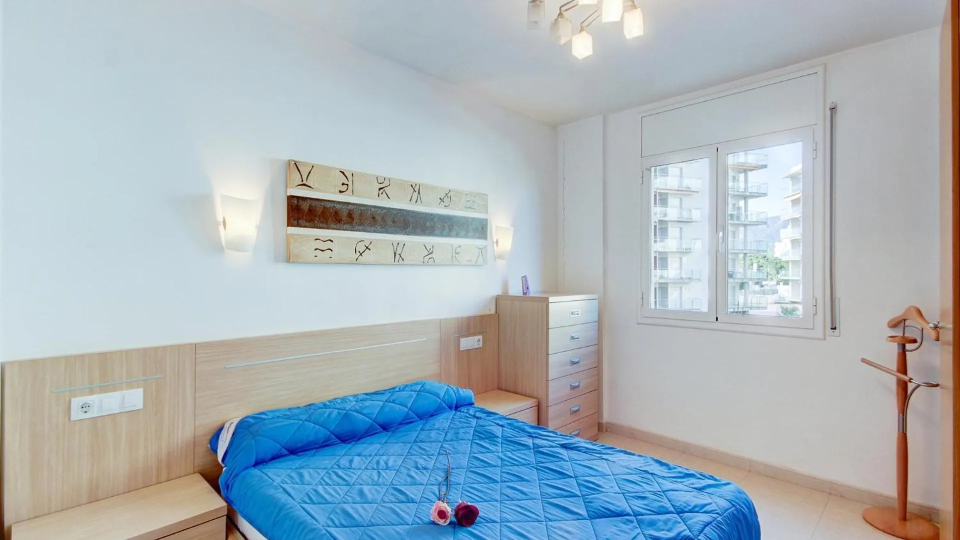 Apartment With Scenic View Roses