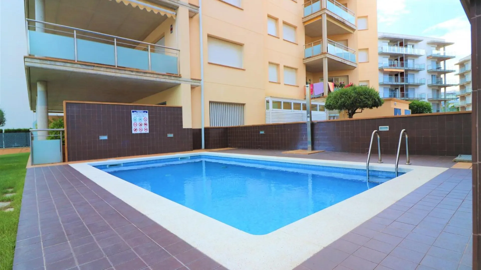 Apartment With Scenic View 로지즈